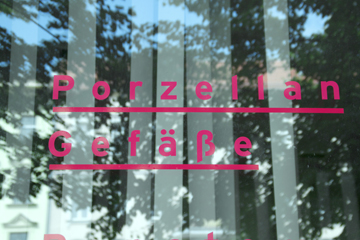 &raquo;Porzellan Gef&auml;&szlig;e&laquo;  Panatom Gallery  featuring  Matthias Frob&ouml;se